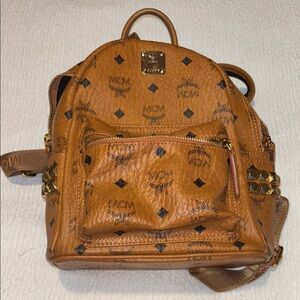 💯 MCM Cognac Backpack with Logo Pattern